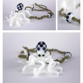 Hand Blown Glass Art - Glass Octopus